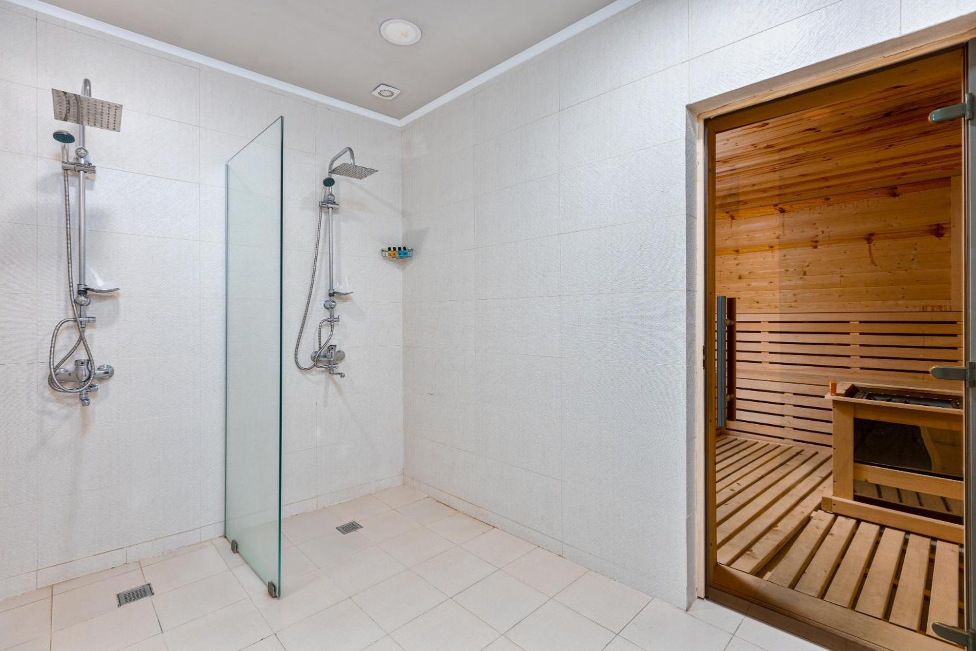 Alpine Lounge Boutique Hotel Kazbegi Kültér fotó