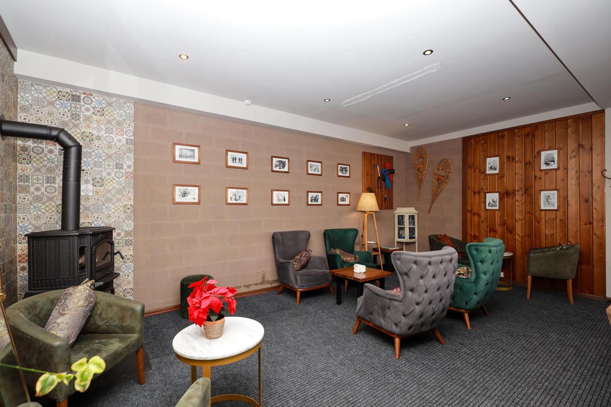 Alpine Lounge Boutique Hotel Kazbegi Kültér fotó